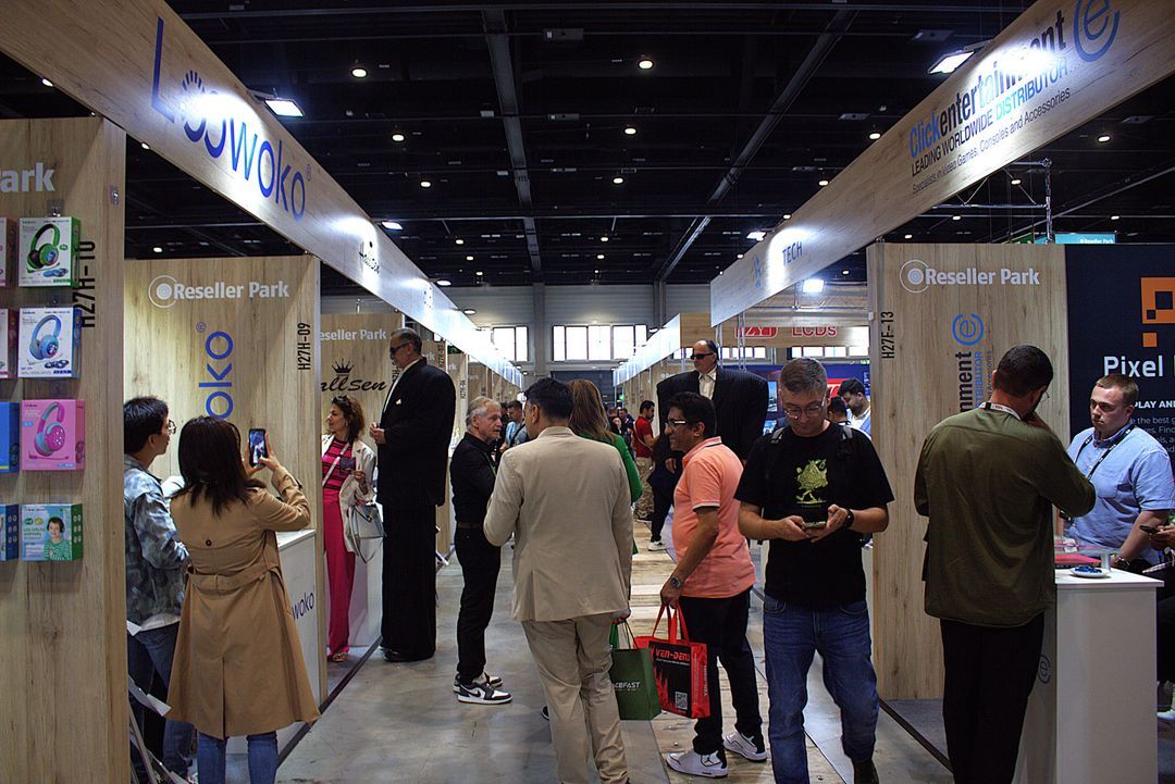 Visitors at the Reseller Park show floor, IFA Berlin